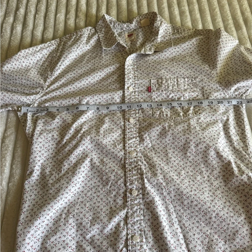 Levi's White and Red Patterned Casual Shirt